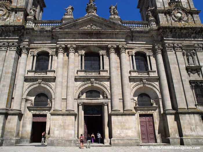 FACHADA DE PONIENTE DE LA CATEDRAL